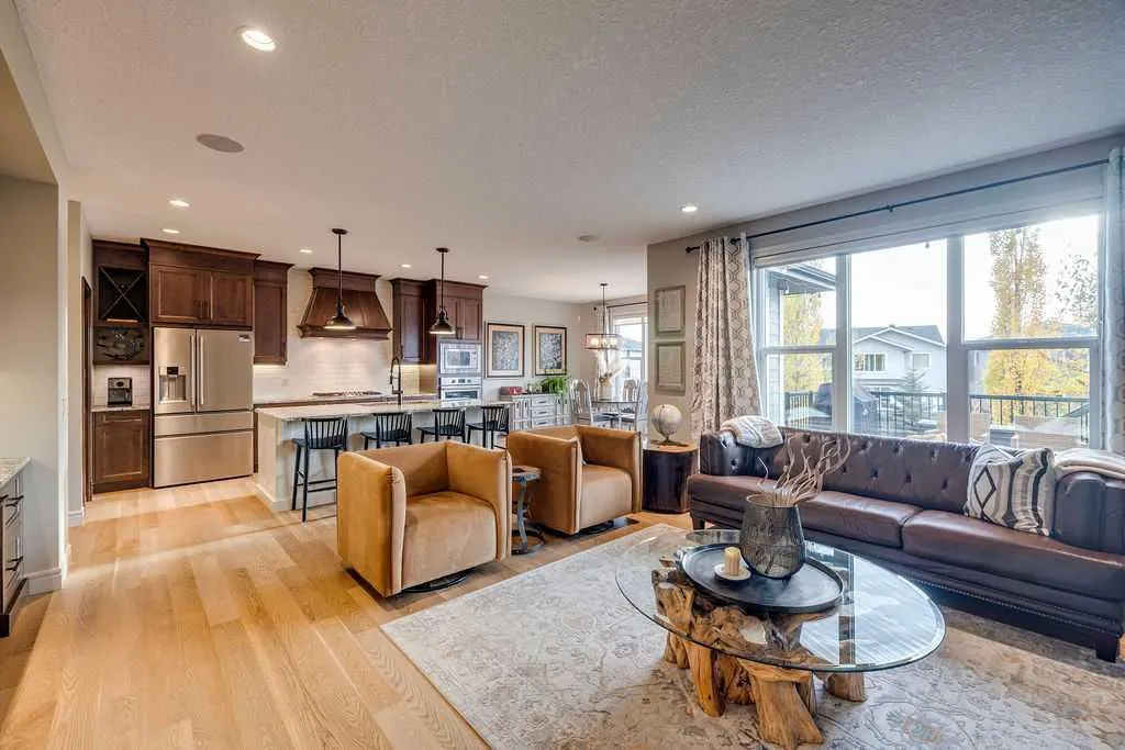 64 Cranbrook Crescent SE