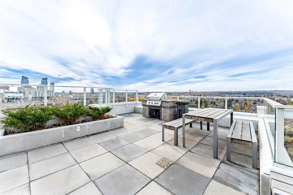 1107 Gladstone Road NW #503