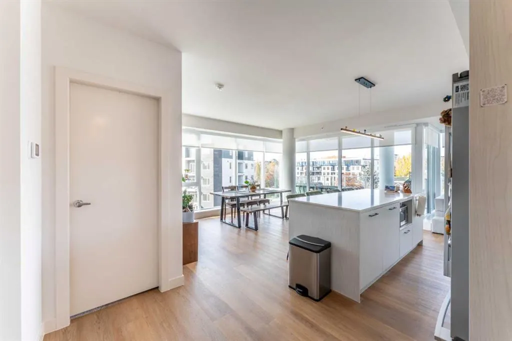 1107 Gladstone Road NW #503