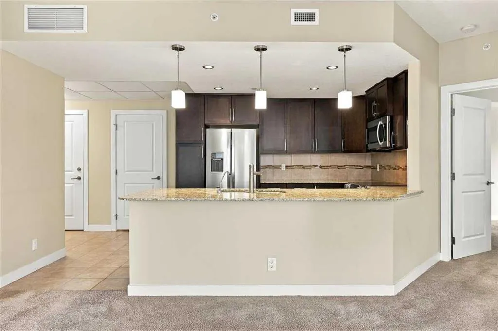 24 Varsity Estates Circle NW #502