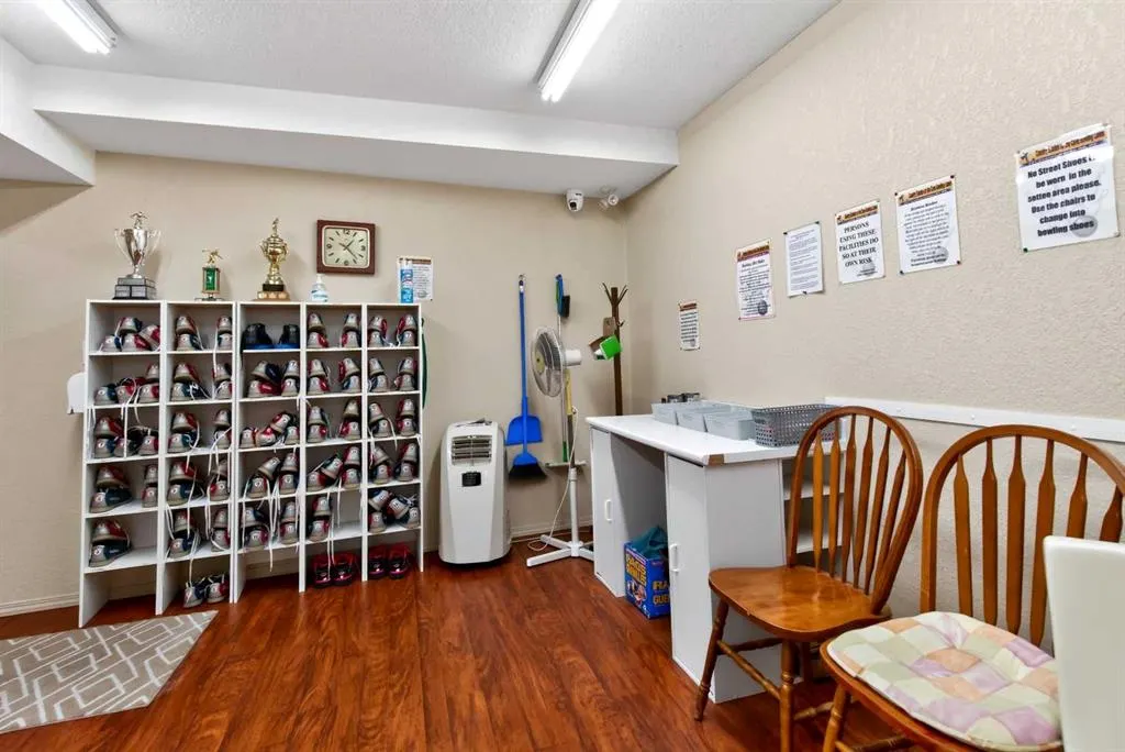 151 Country Village Road NE #1108