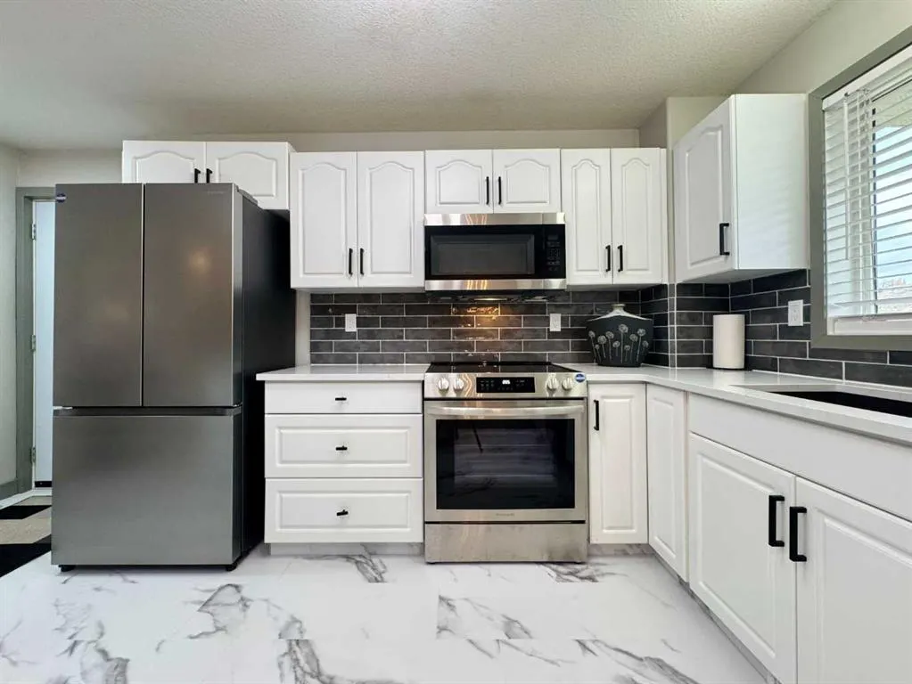 398 Canyon Boulevard #2 (B)