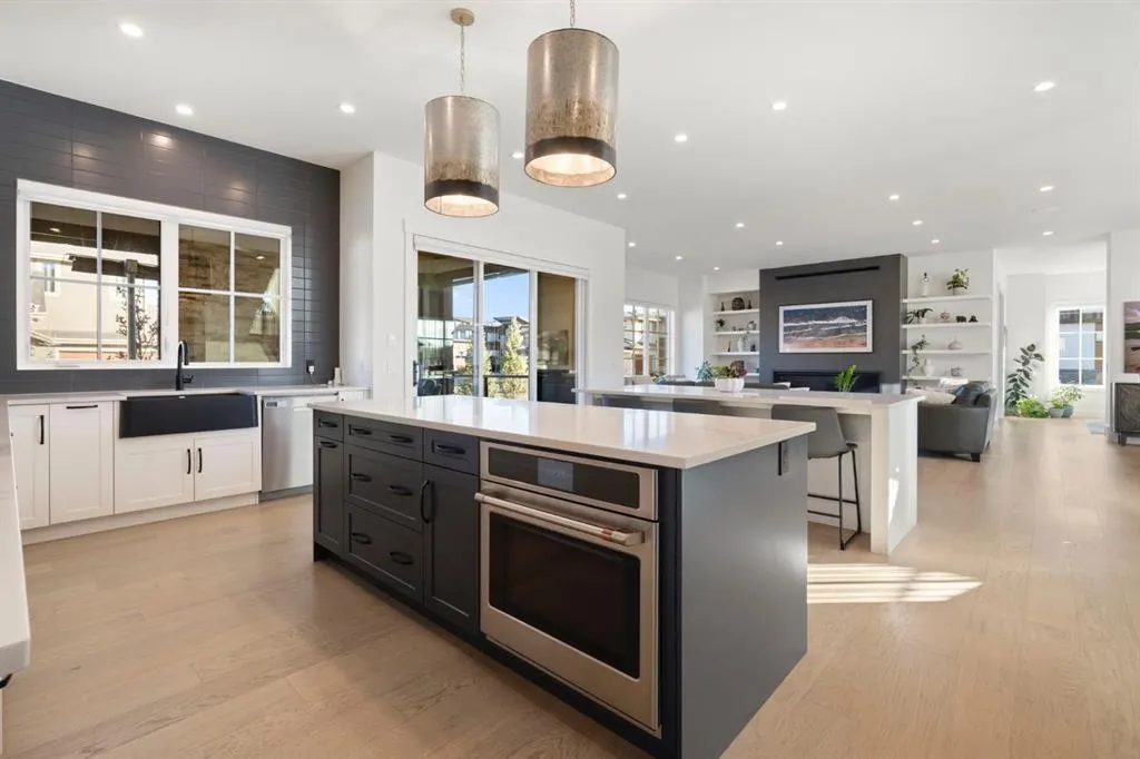 10 Damkar Drive