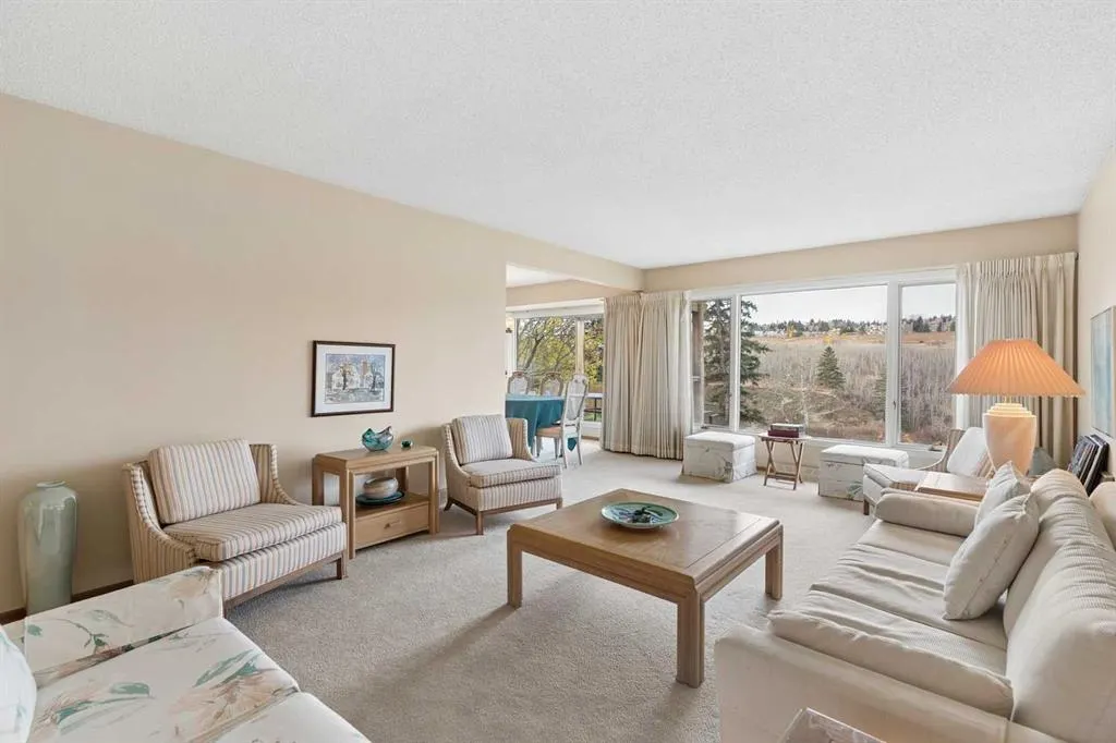 339 Wildwood Drive SW