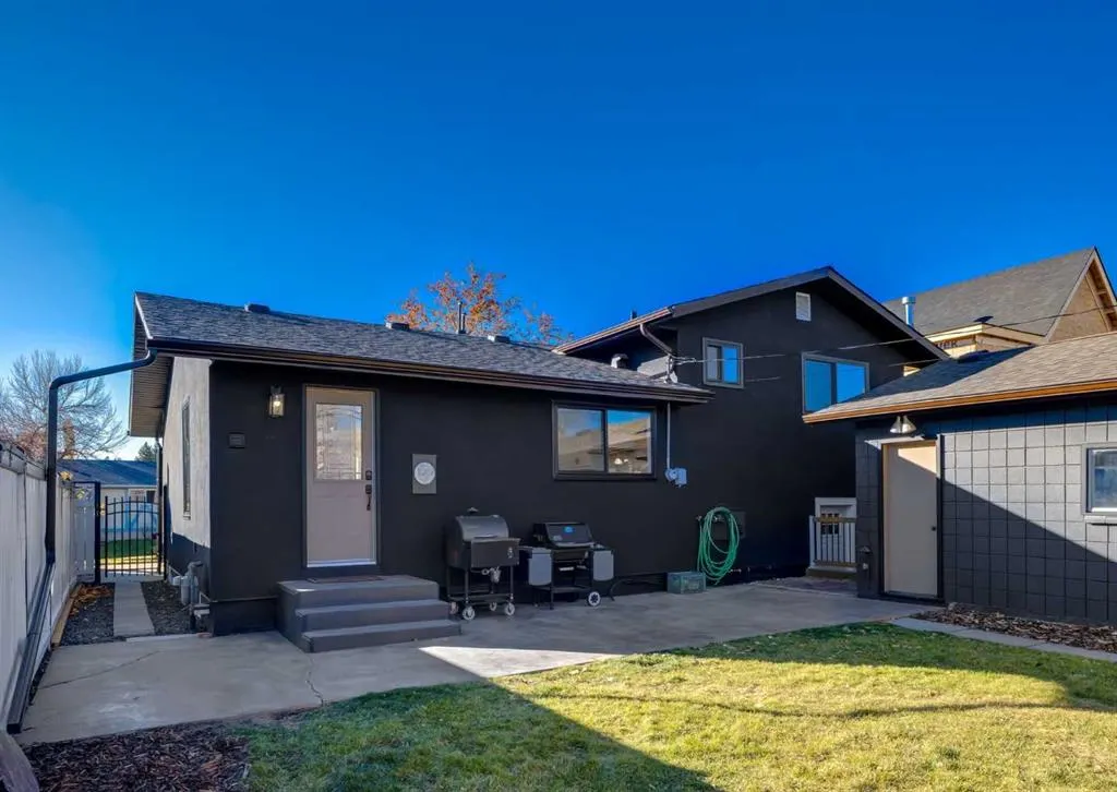 67 Alderwood Close SE
