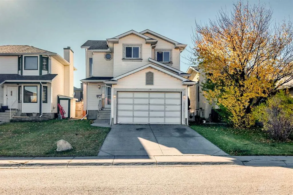 66 Harvest Oak Crescent NE