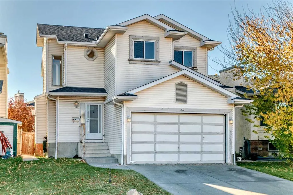66 Harvest Oak Crescent NE