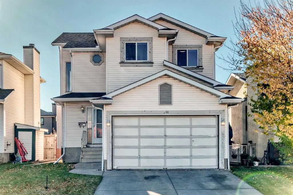 66 Harvest Oak Crescent NE