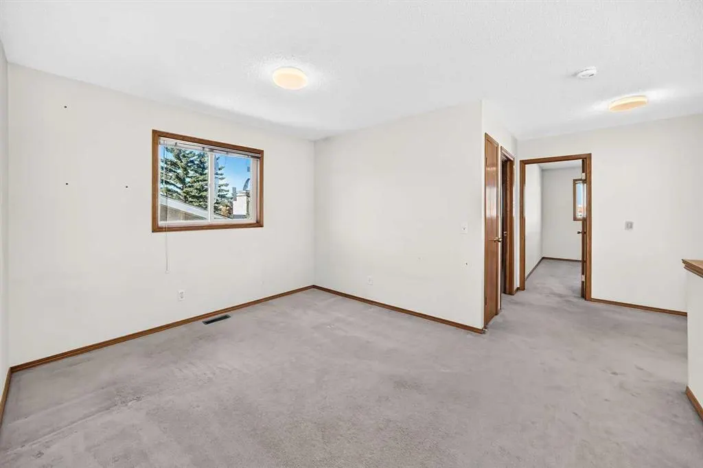 66 Harvest Oak Crescent NE