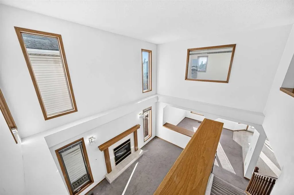 66 Harvest Oak Crescent NE