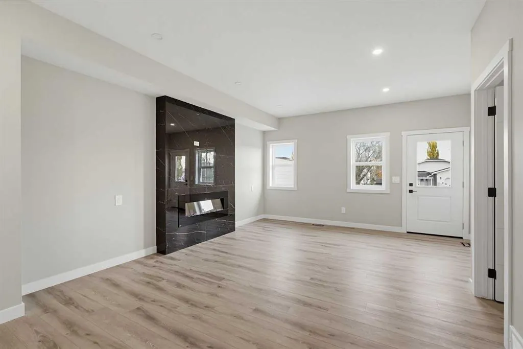 4353 61st Ave Innisfail