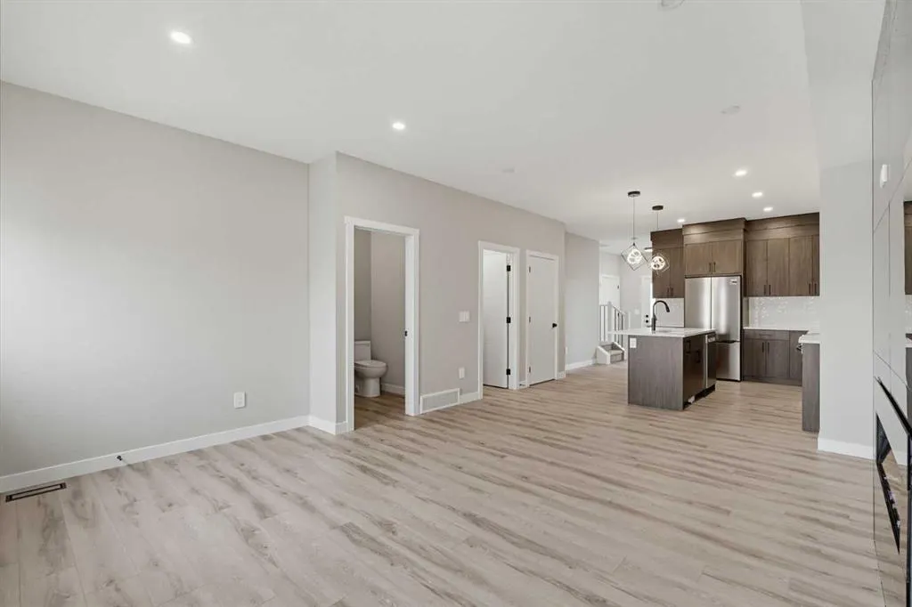 4353 61st Ave Innisfail
