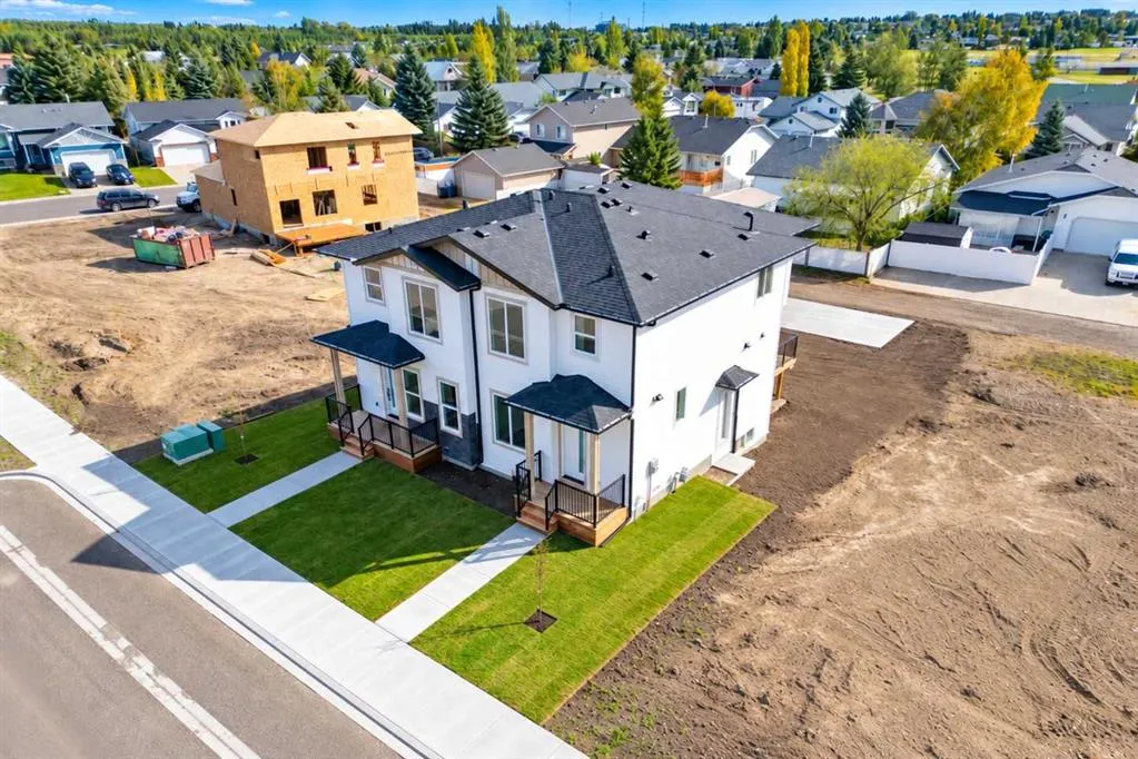 4353 61st Ave Innisfail