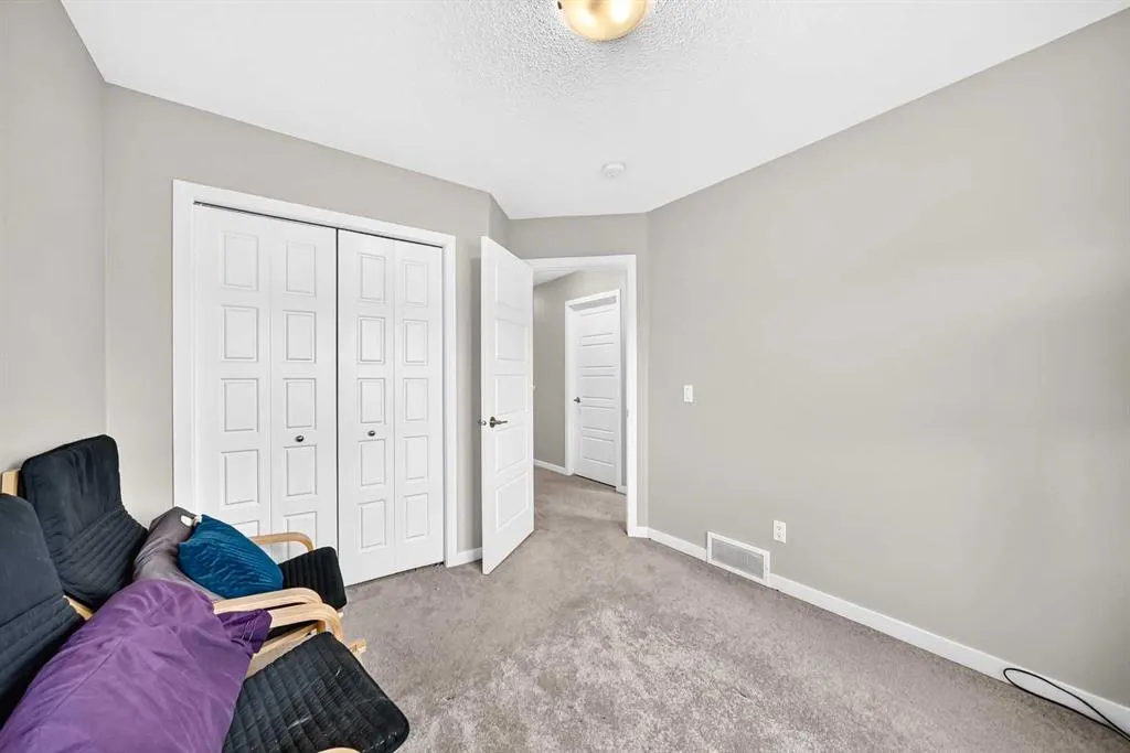 329 Seton Circle SE