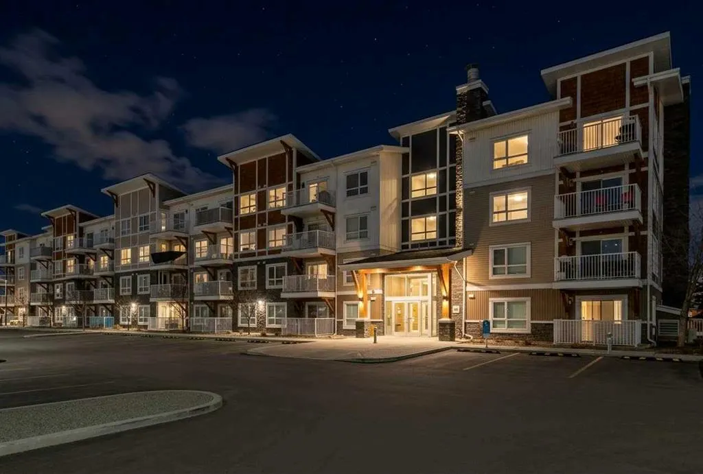 302 Skyview Ranch Drive NE #4403