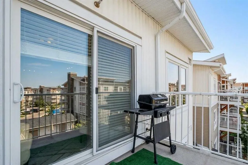 302 Skyview Ranch Drive NE #4403