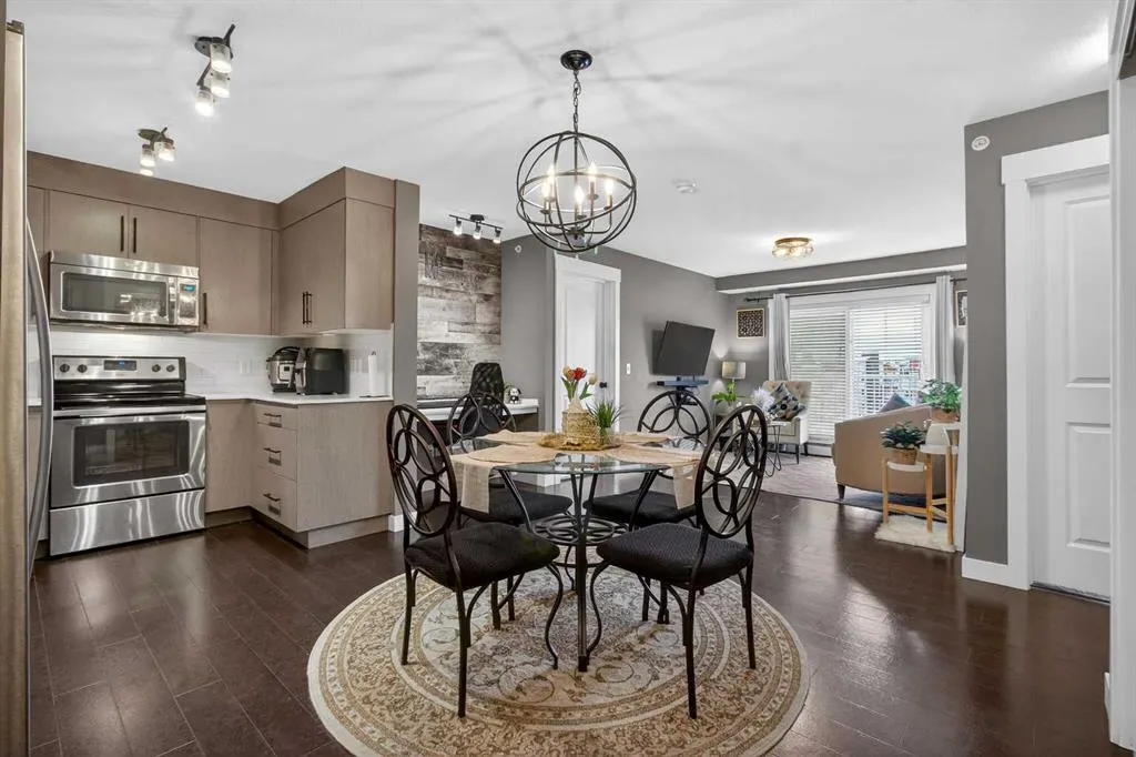 302 Skyview Ranch Drive NE #4403