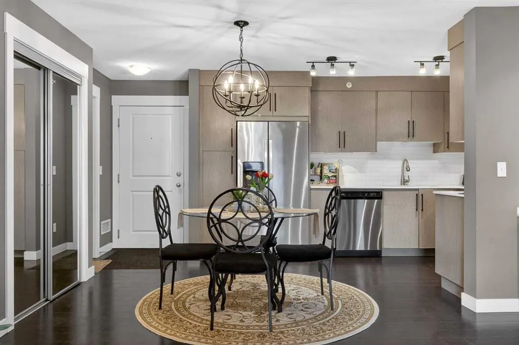 302 Skyview Ranch Drive NE #4403