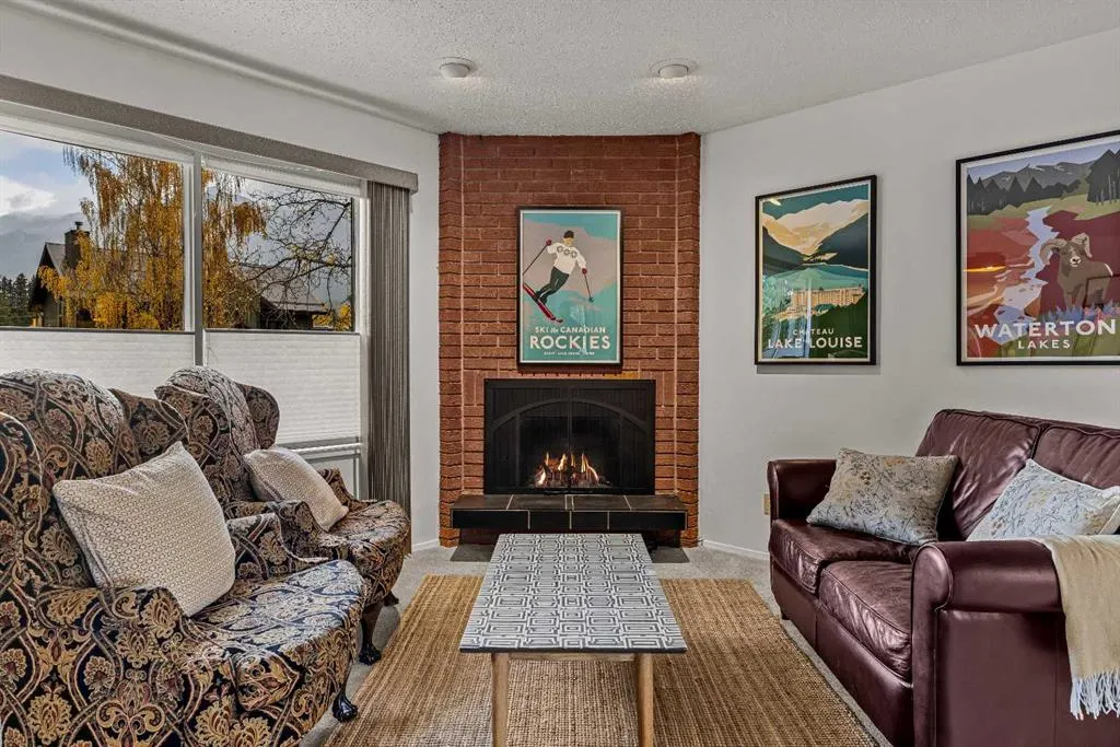 32 Mount Peechee Place