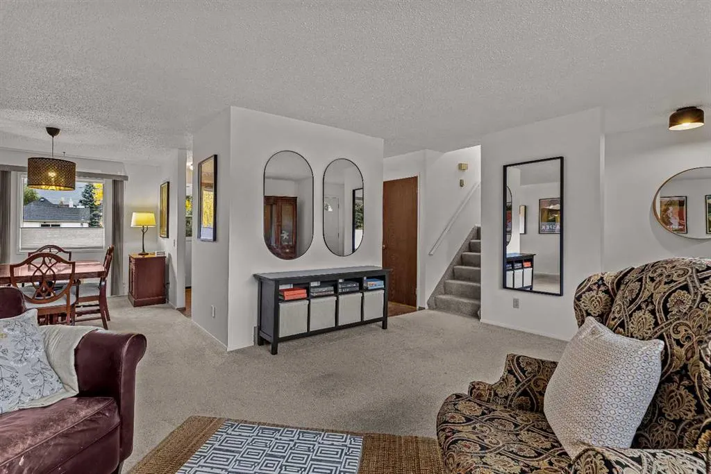 32 Mount Peechee Place