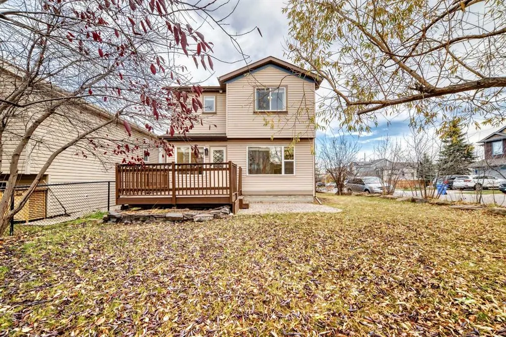 140 Everstone Way SW