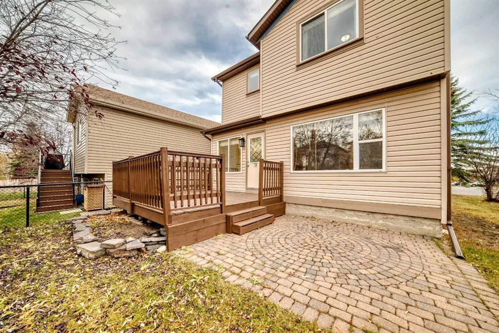 140 Everstone Way SW