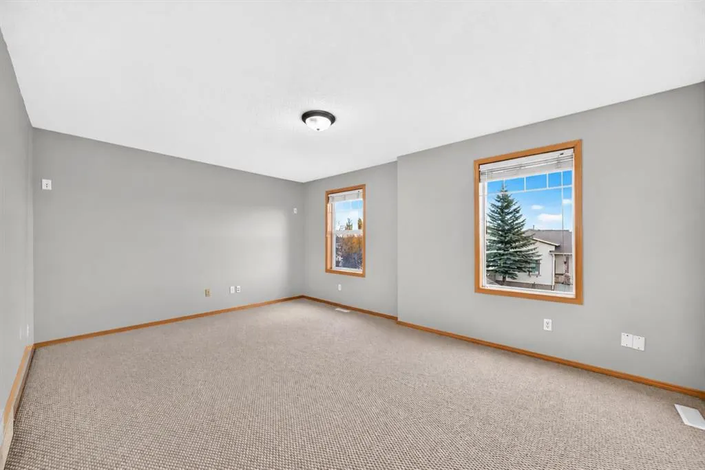 140 Everstone Way SW