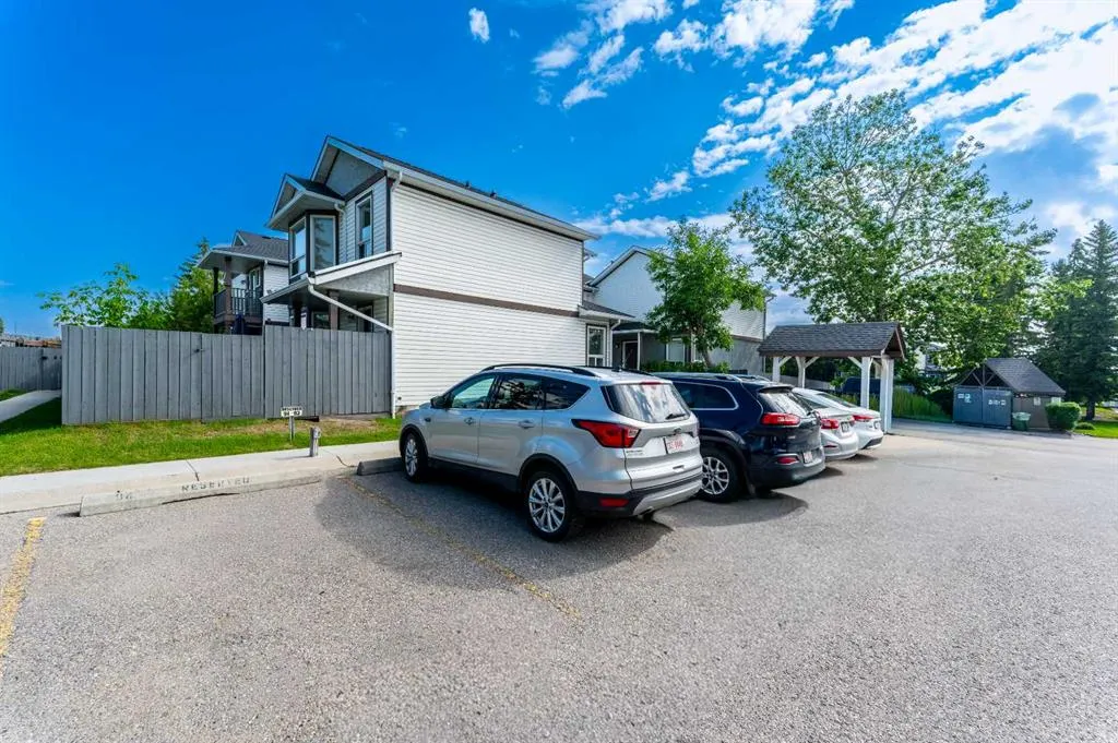 503 Signal Hill Green SW