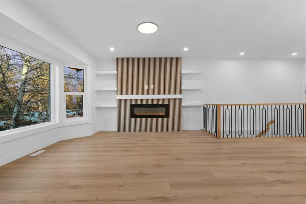 423 Queen Anne Way SE