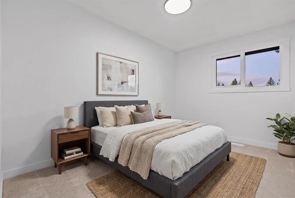 423 Queen Anne Way SE