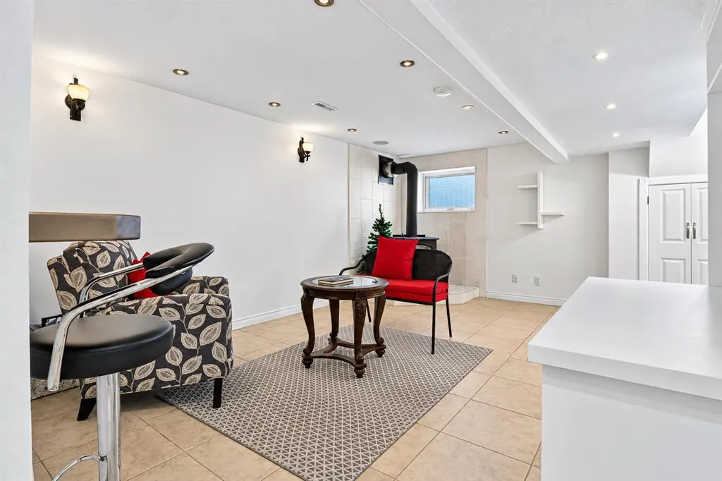 20 Erin Croft Place SE