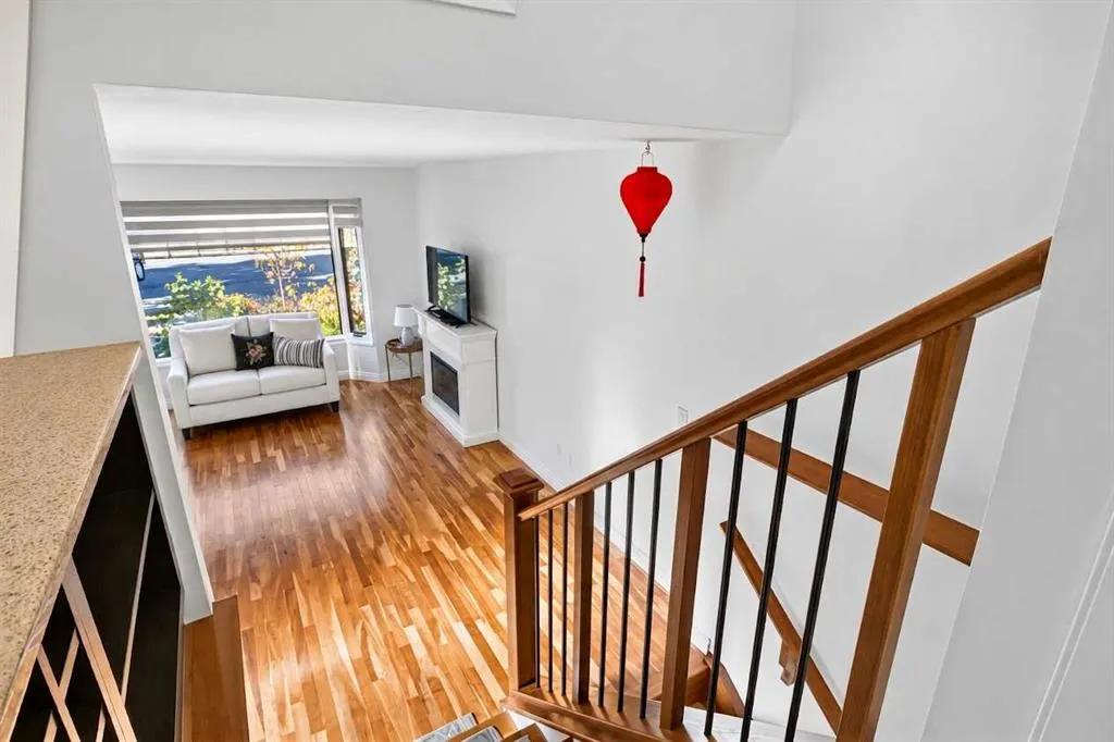 20 Erin Croft Place SE