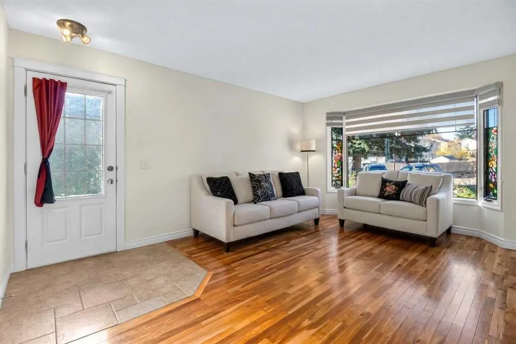 20 Erin Croft Place SE