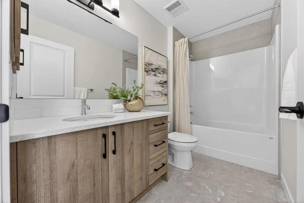 40 Lewiston Common NE