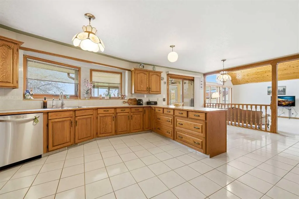 230094 Range Road 285