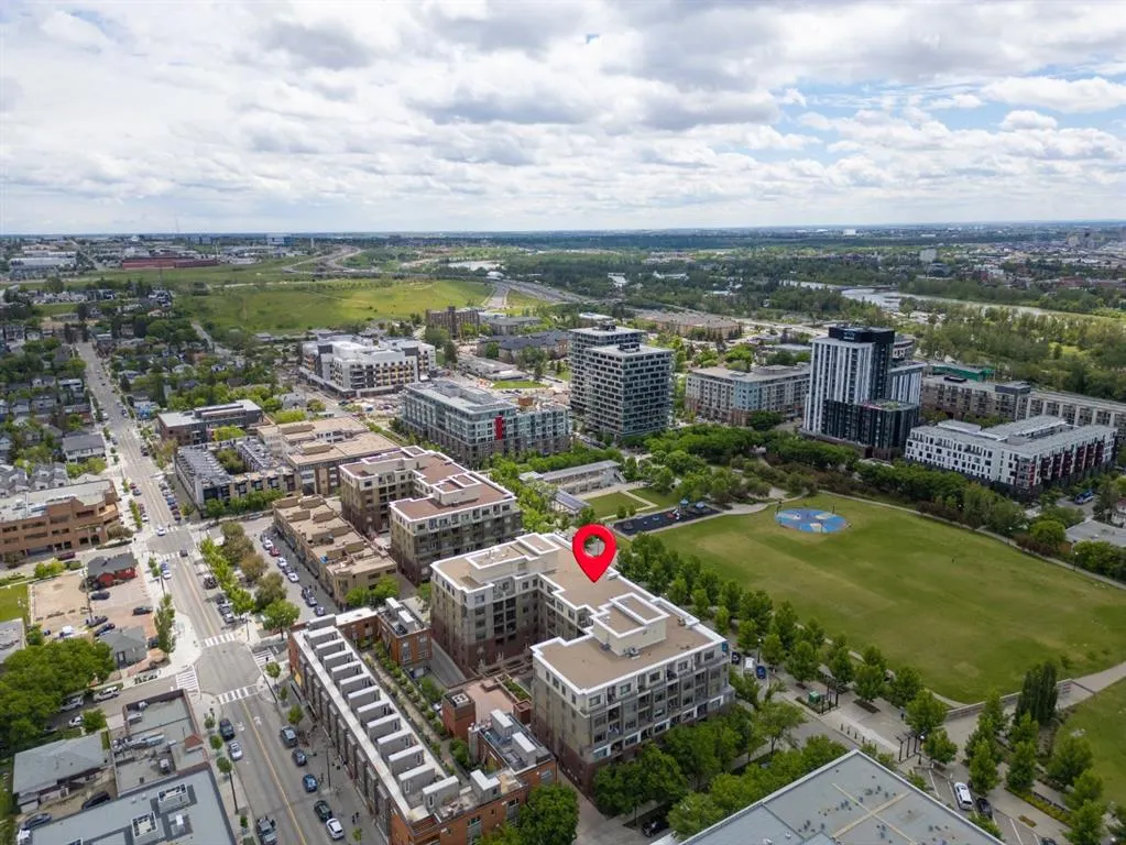 930 Centre Avenue NE #438