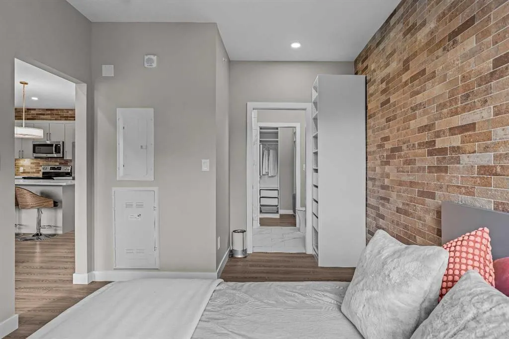 106 Stewart Creek Rise #306
