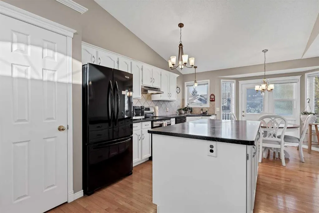 59 Scotia Landing NW