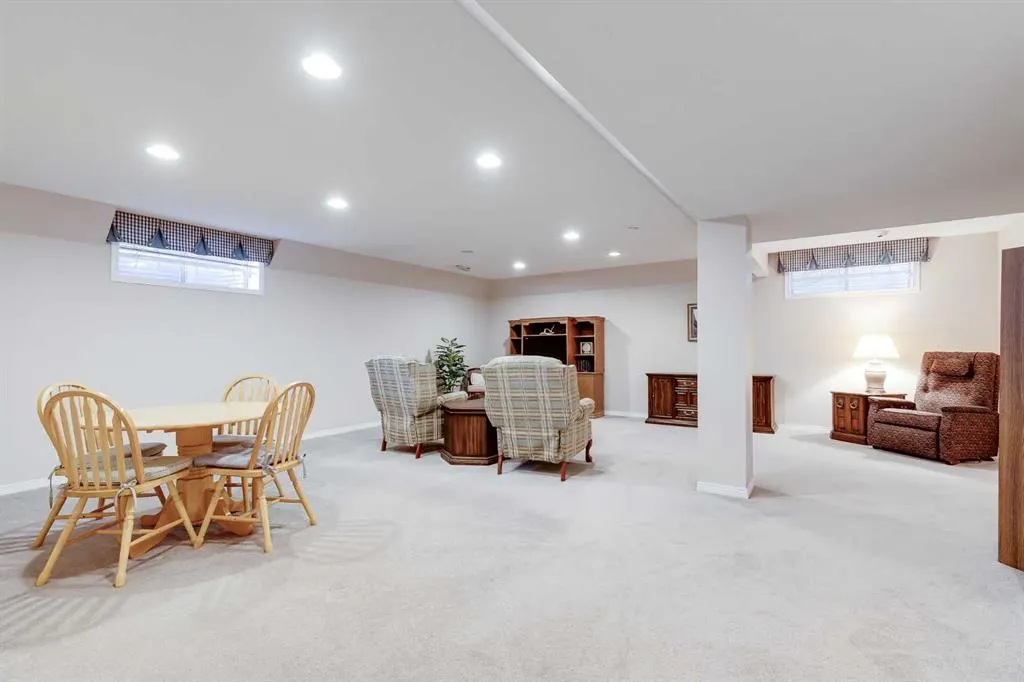 59 Scotia Landing NW