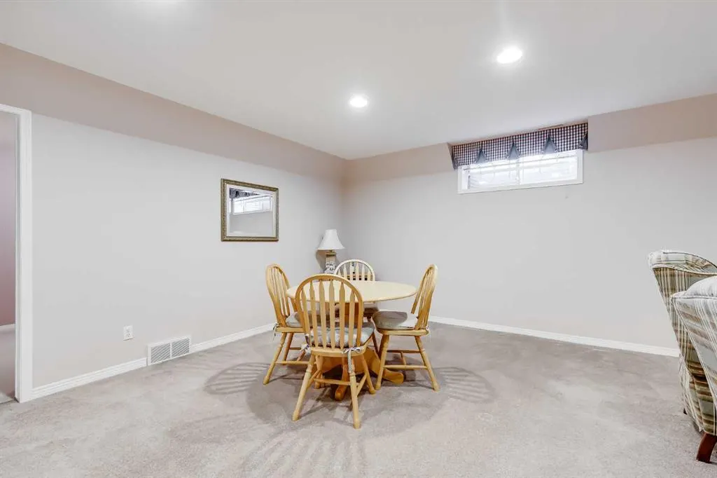 59 Scotia Landing NW