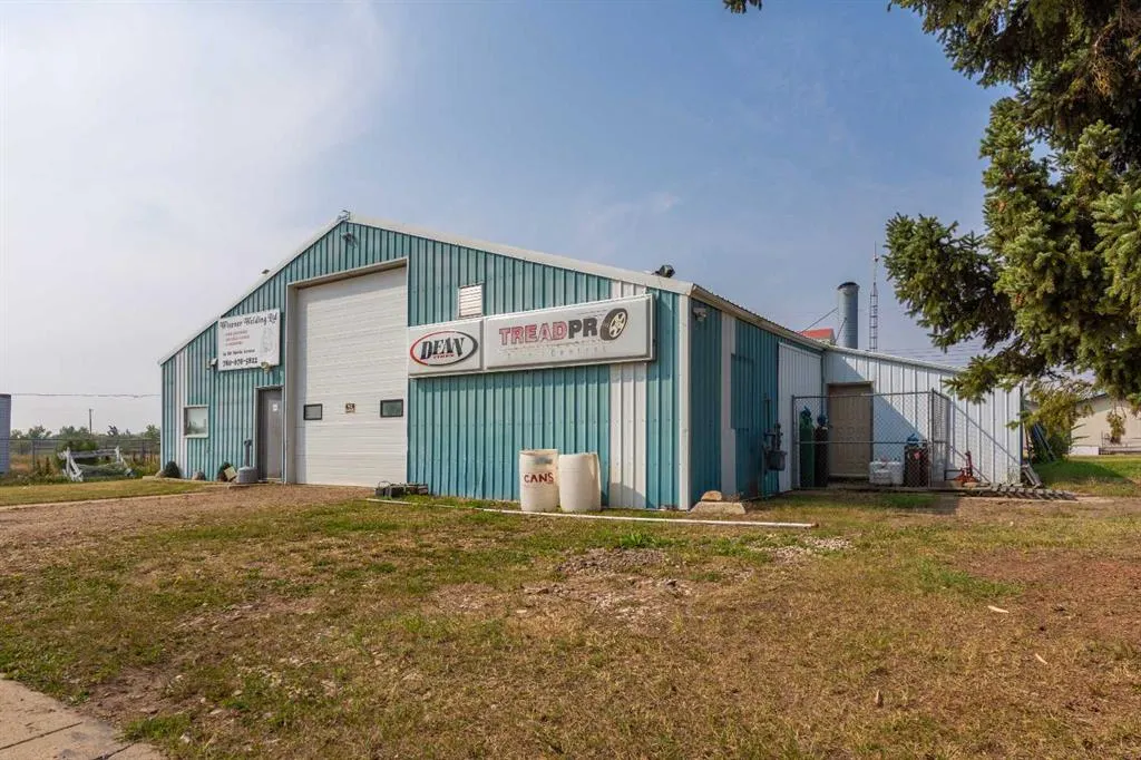 5002 50 Street