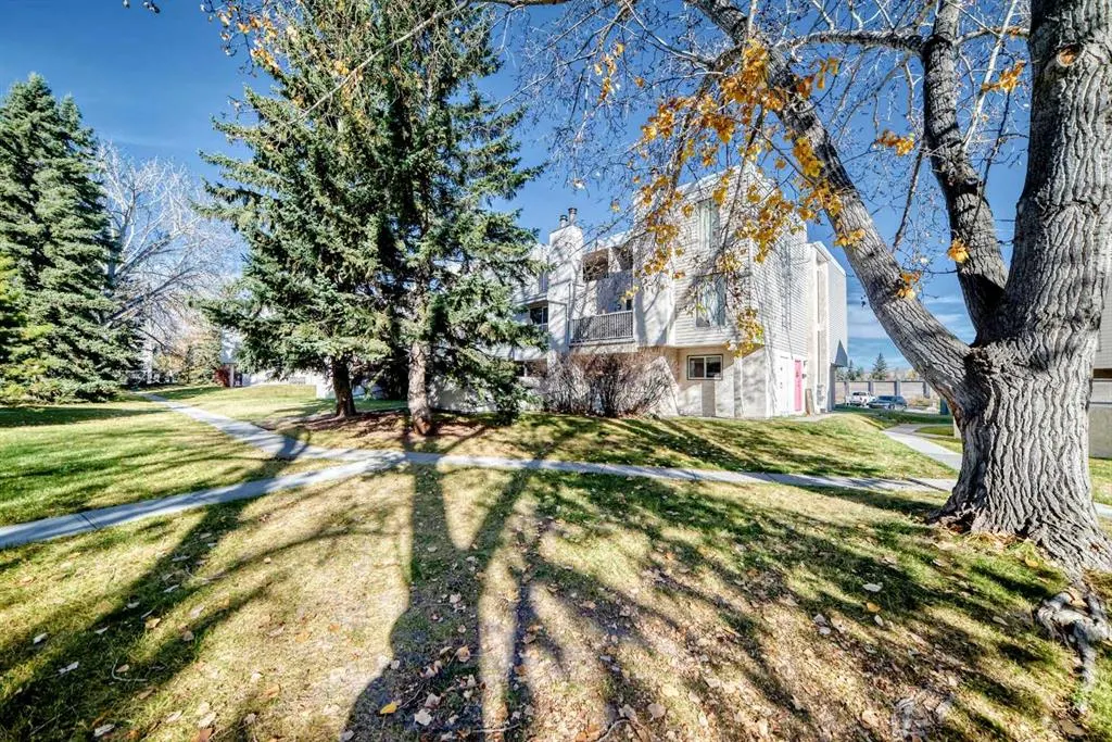 3500 Varsity Drive NW #201
