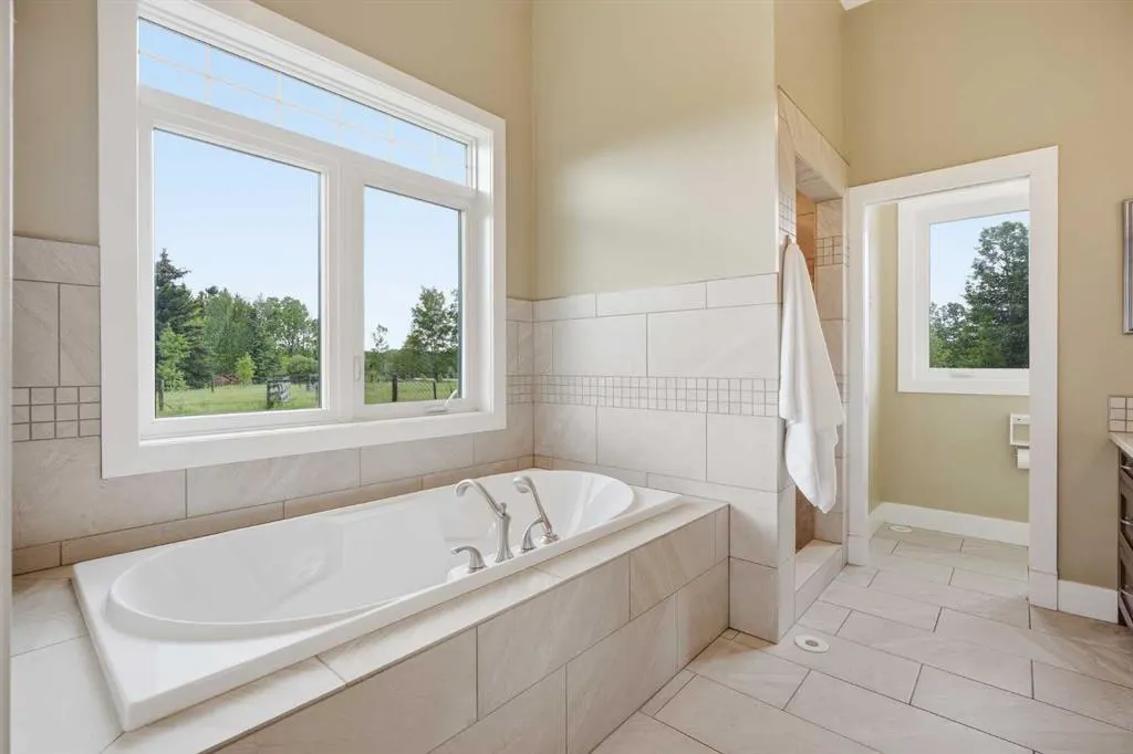 209033 Plummers Road W #10