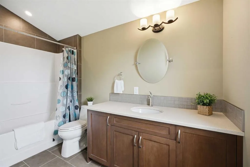 209033 Plummers Road W #10