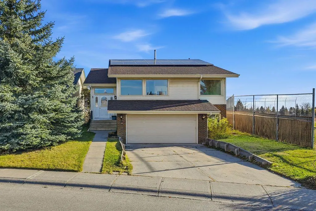 88 Woodfield Drive SW