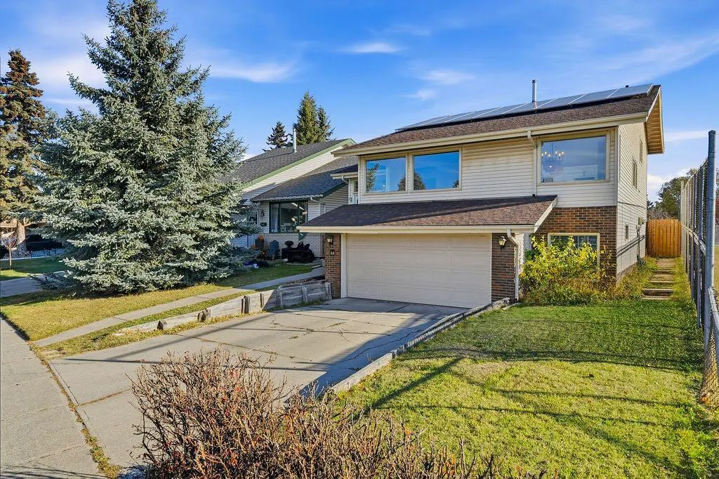 88 Woodfield Drive SW