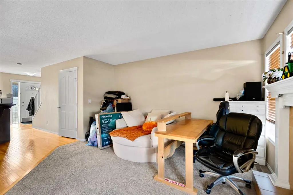 195 Cranberry Close SE