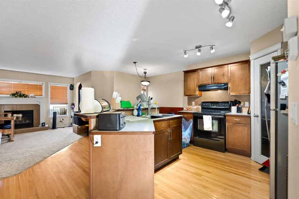 195 Cranberry Close SE