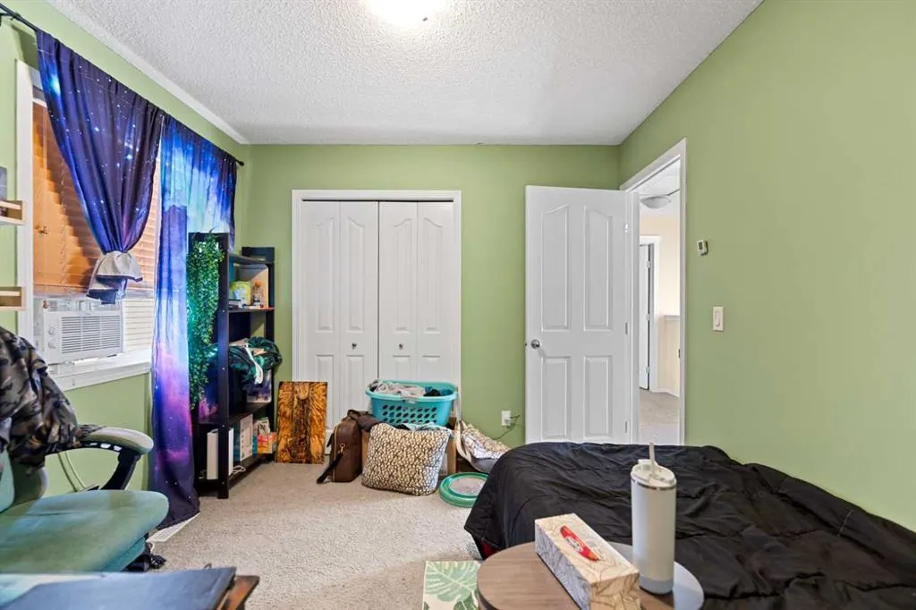 195 Cranberry Close SE