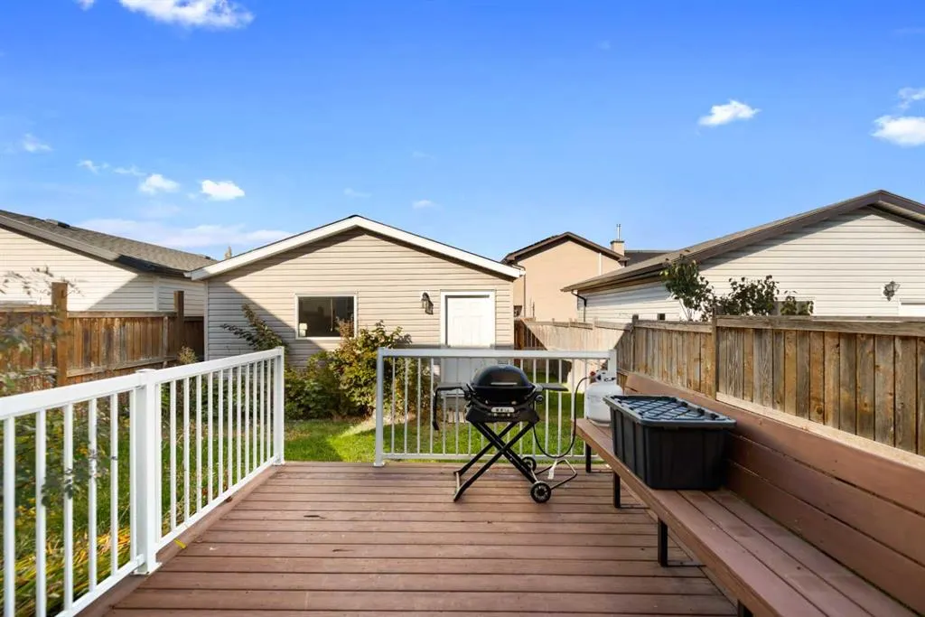 195 Cranberry Close SE
